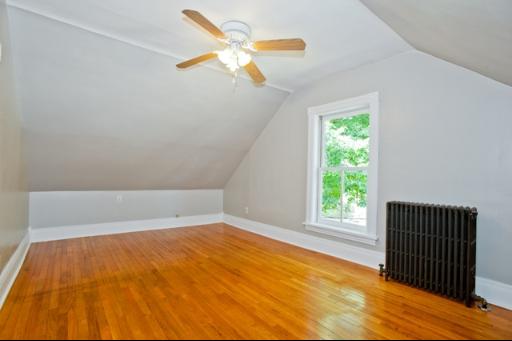 912 Gaffield Pl, Evanston, IL 60201 photo 8