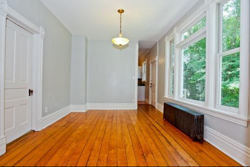 912 Gaffield Pl, Evanston, IL 60201 photo 4