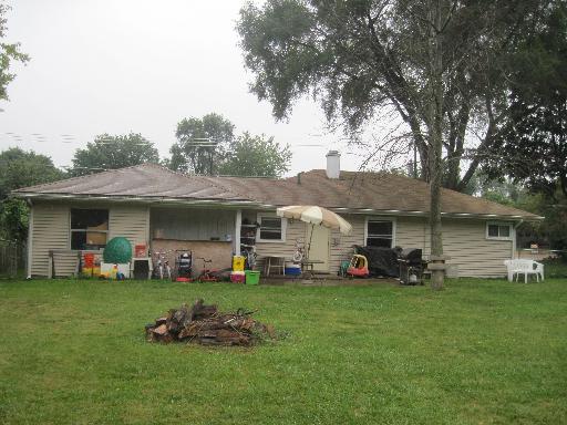 Undisclosed, Elgin, IL 60123 photo 2