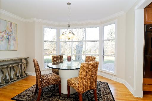 910 W Castlegate Rd, Lake Forest, IL 60045 photo 5