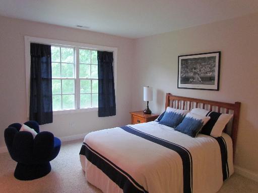 910 W Castlegate Rd, Lake Forest, IL 60045 photo 12