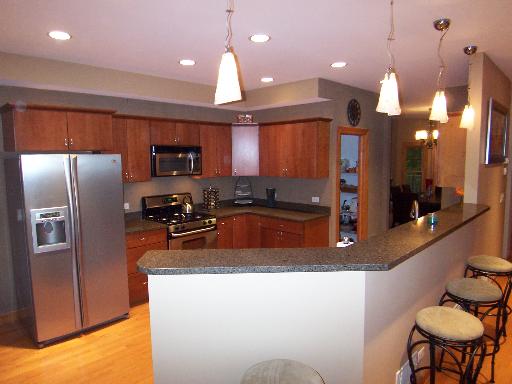 2609 Spring Leaf Dr, Spring Grove, IL 60081 photo 2
