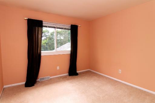 1404 Brookside Dr, Munster, IN 46321 photo 11