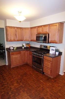 106 Farmington Ct, Rolling Meadows, IL 60008 photo 7