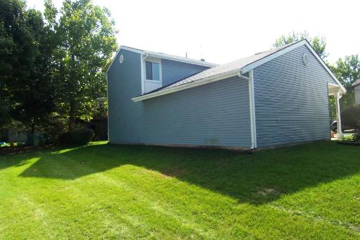 106 Farmington Ct, Rolling Meadows, IL 60008 photo 14