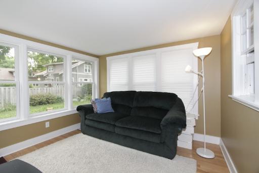 210 W Morse Ave, Bartlett, IL 60103 photo 9