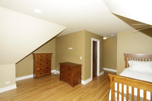210 W Morse Ave, Bartlett, IL 60103 photo 11