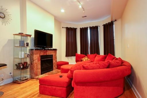 534 E 46th Pl, Chicago, IL 60615 photo 2