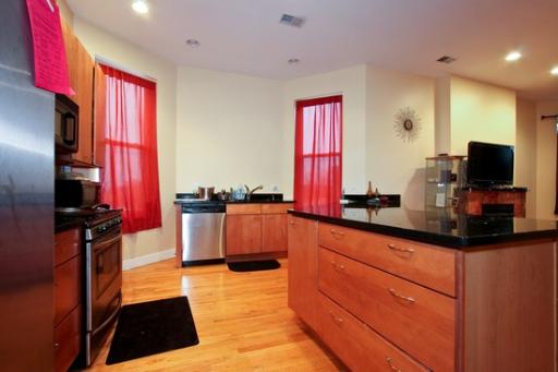 534 E 46th Pl, Chicago, IL 60615 photo 3
