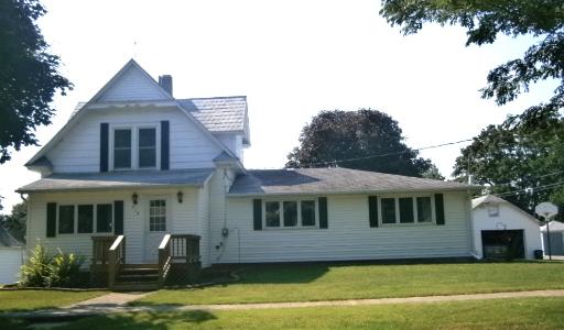 419 E 2nd St, Chadwick, IL 61014 photo 1