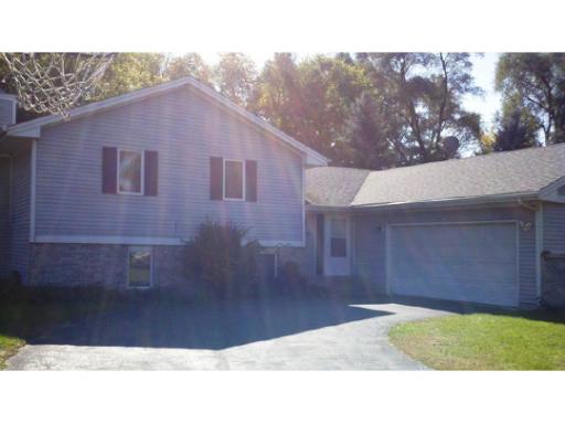 5211 Frankies Ln, Roscoe, IL 61073 photo 1
