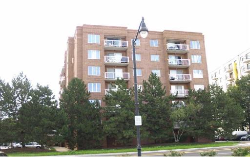 545 S River Rd #506, Des Plaines, IL 60016 photo 1