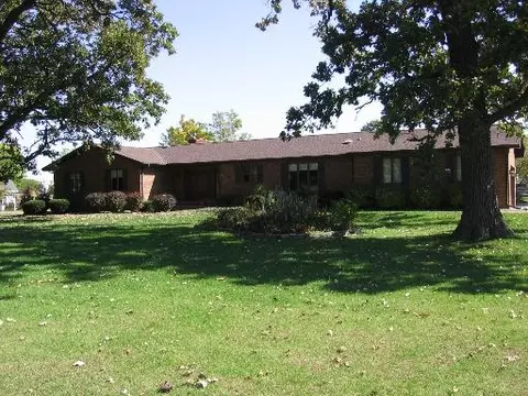 10 Shady Ln, Ottawa, IL 61350 photo 1