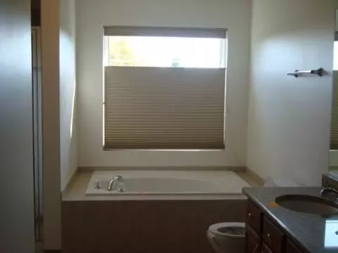 320 Chief Ct, Minooka, IL 60447 photo 10