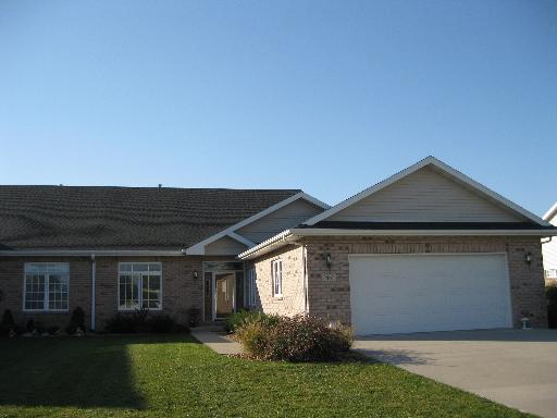 1381 Heritage Dr, Morris, IL 60450 photo 1