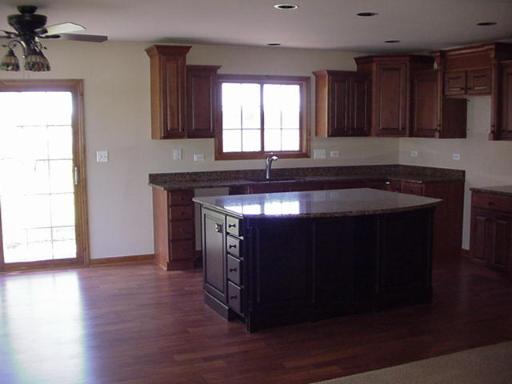 240 Riverview Dr, Algonquin, IL 60102 photo 4