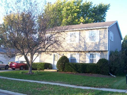 1830 Sheffield Dr, Elgin, IL 60123 photo 1