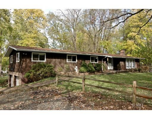 9812 Haegers Bend Rd, Algonquin, IL 60102 photo 1