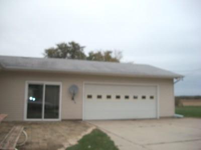 1279 N 5000 W Rd, Kankakee, IL 60901 photo 2