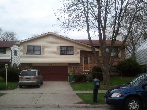 149 Mockingbird Ln, Wheeling, IL 60090 photo 1