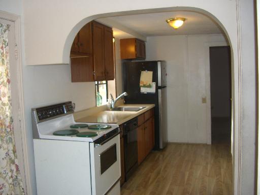 633 Edgebrook Ter, Elgin, IL 60120 photo 4