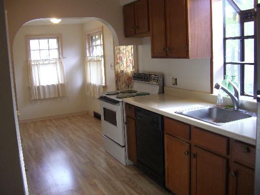 633 Edgebrook Ter, Elgin, IL 60120 photo 3