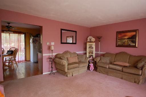 873 Laurel Dr, Aurora, IL 60506 photo 3