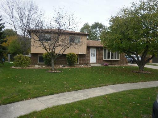 7630 W 92nd Pl, Bridgeview, IL 60455 photo 1