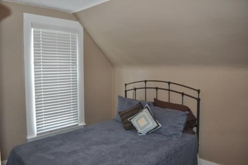 714 Walnut Ave, Elgin, IL 60123 photo 13