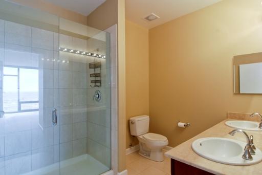 100 E 14th St #3209, Chicago, IL 60605 photo 9