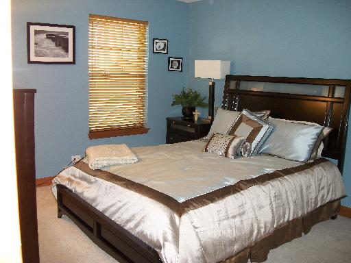3130 Holden St, Elgin, IL 60124 photo 7