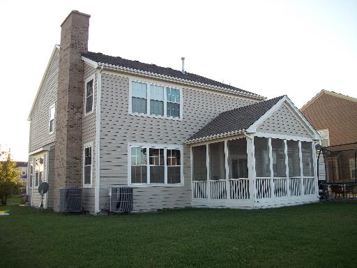 3130 Holden St, Elgin, IL 60124 photo 9