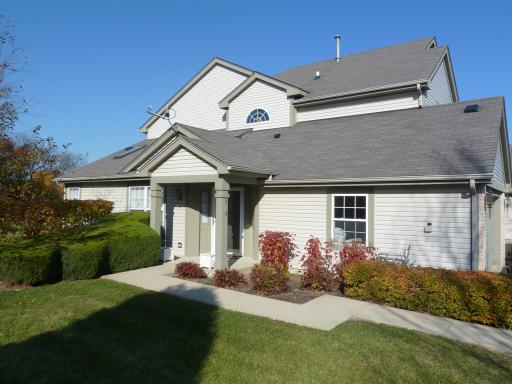 529 Willow Way, Lindenhurst, IL 60046 photo 1