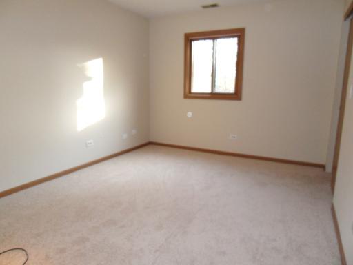 735 Waverly Dr #C, Elgin, IL 60120 photo 12