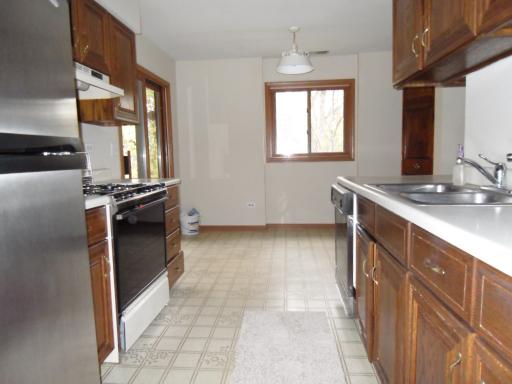 735 Waverly Dr #C, Elgin, IL 60120 photo 6