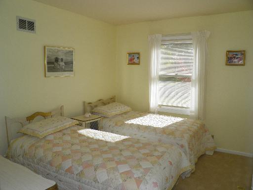 353 S River Rd, Naperville, IL 60540 photo 9