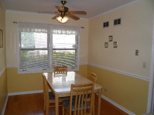353 S River Rd, Naperville, IL 60540 photo 6