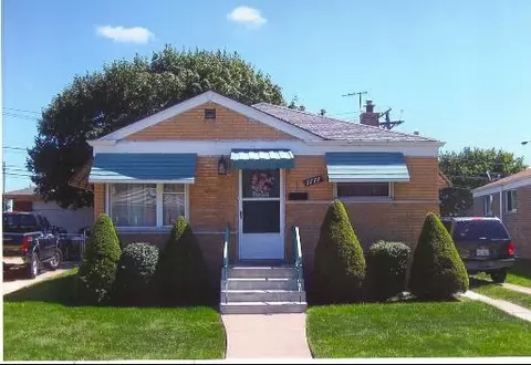7777 S Komensky Ave, Chicago, IL 60652 photo 1