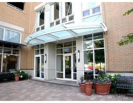 1640 Maple Ave #702, Evanston, IL 60201 photo 2