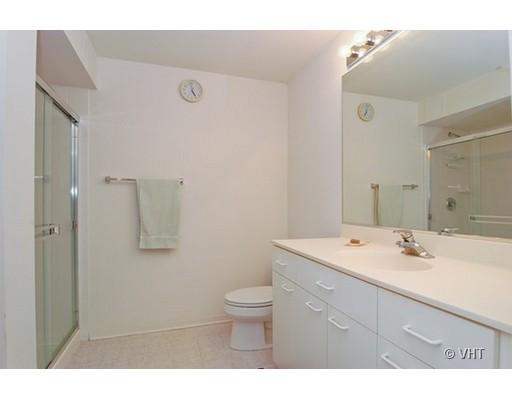 1640 Maple Ave #702, Evanston, IL 60201 photo 6