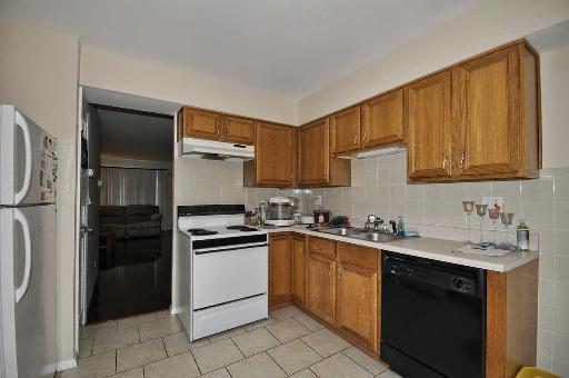 9350 Hamilton Ct #A, Des Plaines, IL 60016 photo 7