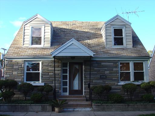 7918 W Wellington Ave, Elmwood Park, IL 60707 photo 1