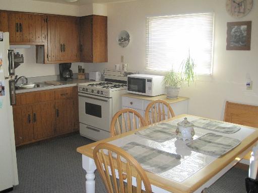 413 S Hebbard St, Joliet, IL 60433 photo 3