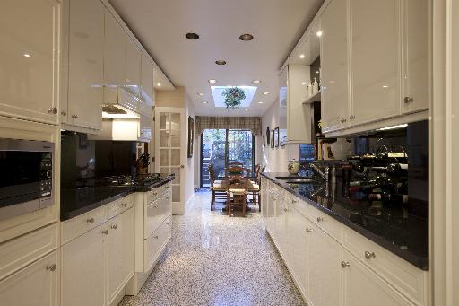 56 E Bellevue Pl, Chicago, IL 60611 photo 4
