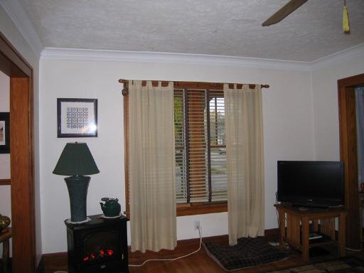 896 S Third Ave, Kankakee, IL 60901 photo 5