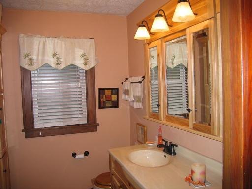 896 S Third Ave, Kankakee, IL 60901 photo 8