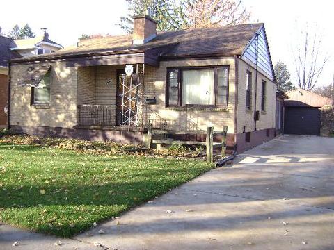 12 S Alfred St, Elgin, IL 60123 photo 1