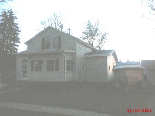 121 A St, Genoa, IL 60135 photo 1