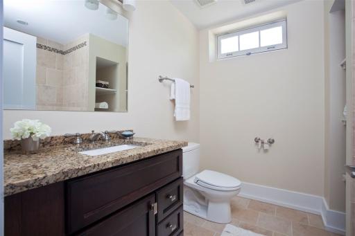 1219 E 50th St, Chicago, IL 60615 photo 13