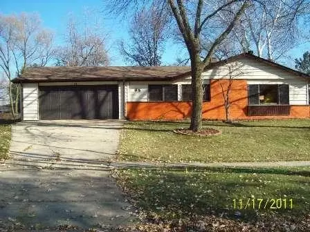 85 Westview St, Hoffman Estates, IL 60169 photo 1